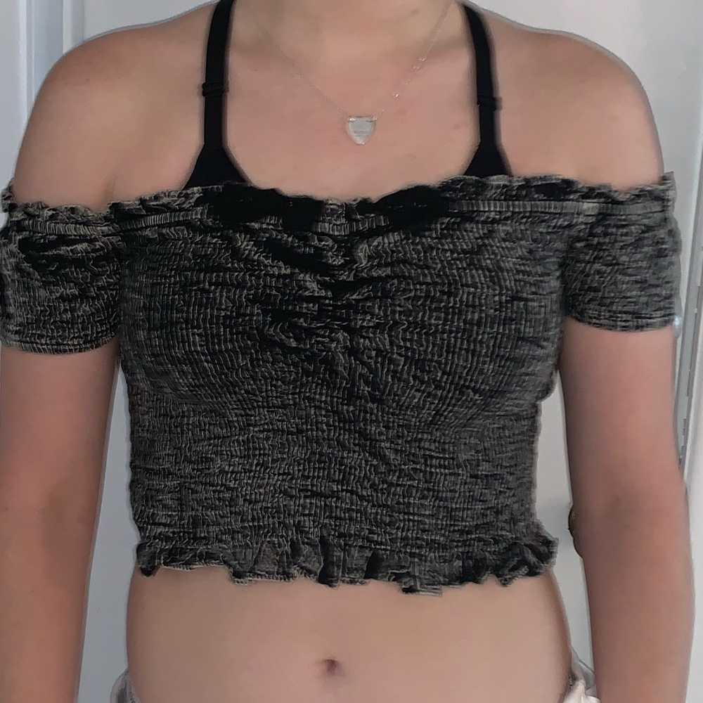 Kiwi + Punch woman’s charcoal summer top NWT size Large